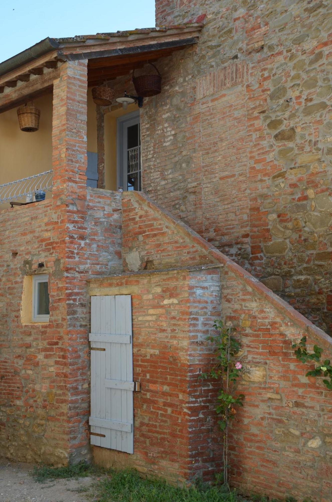 Fewo Cielo Mit Terrassen Und Und Einen Atemberaubenden Blick Terricciola Exterior foto